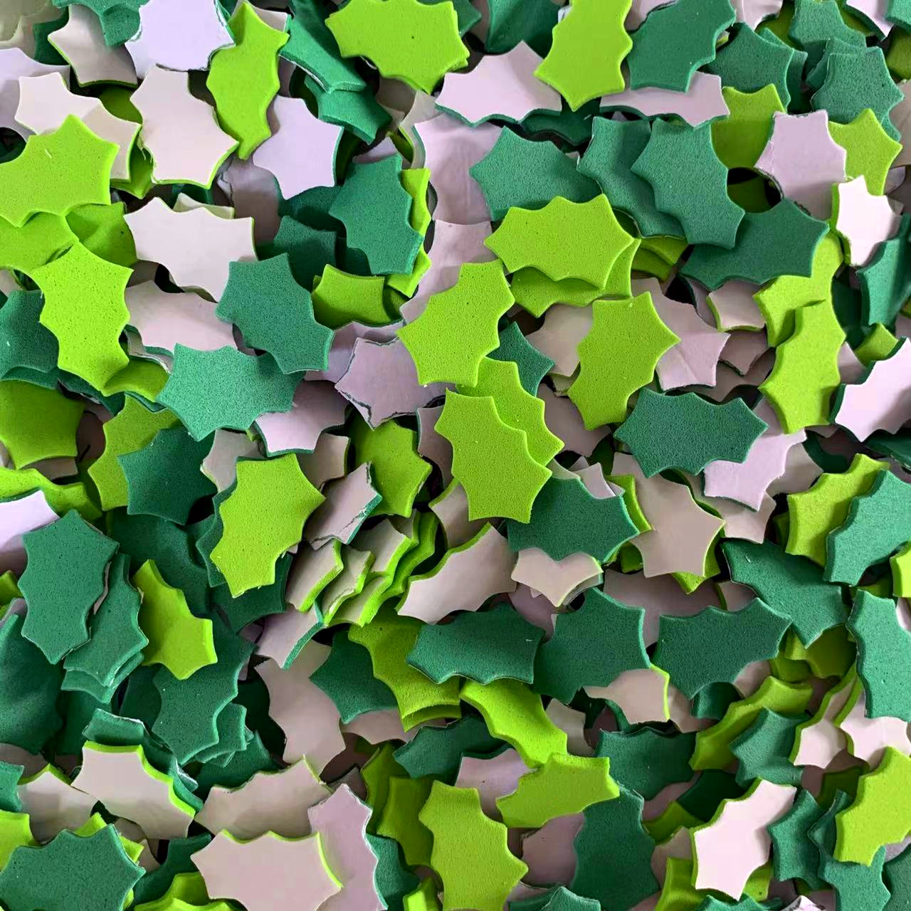 100PCS Christmas wreath leaes  - Art And Craft Autumn recension och pris